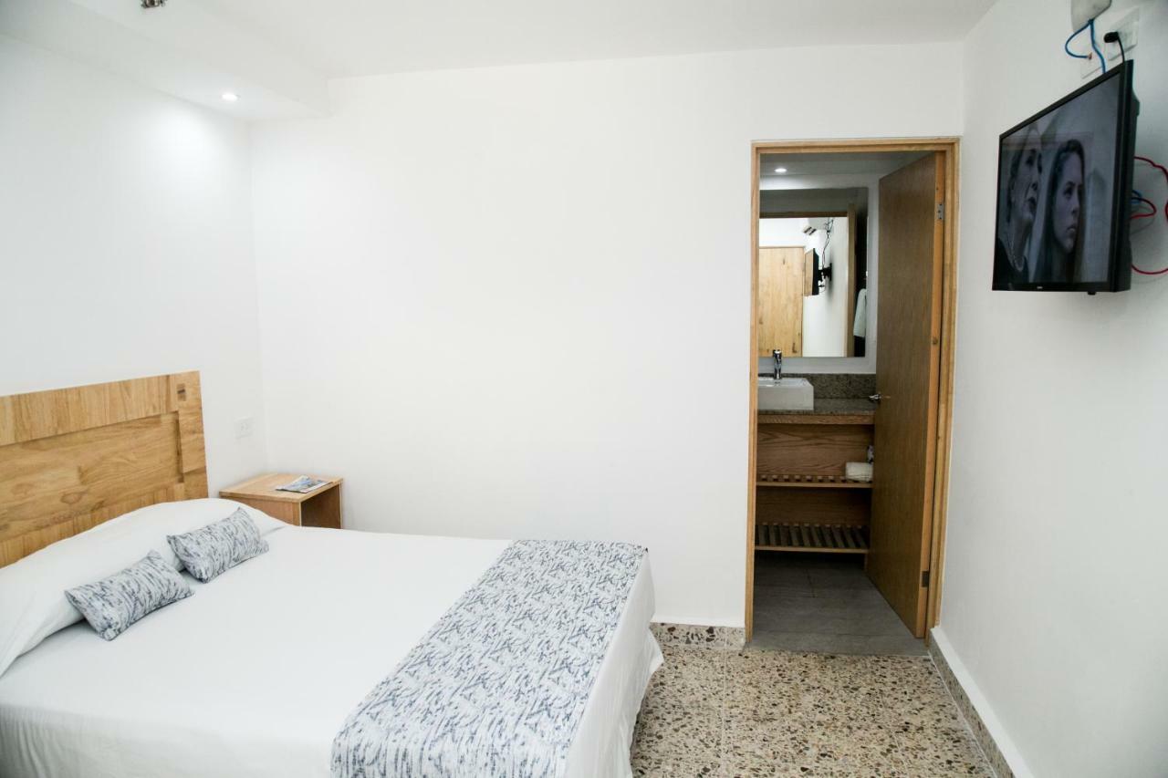 Booking 500 Monterrey Luaran gambar
