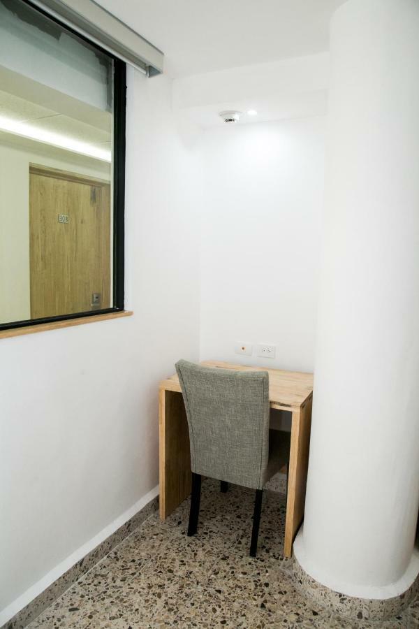 Booking 500 Monterrey Luaran gambar