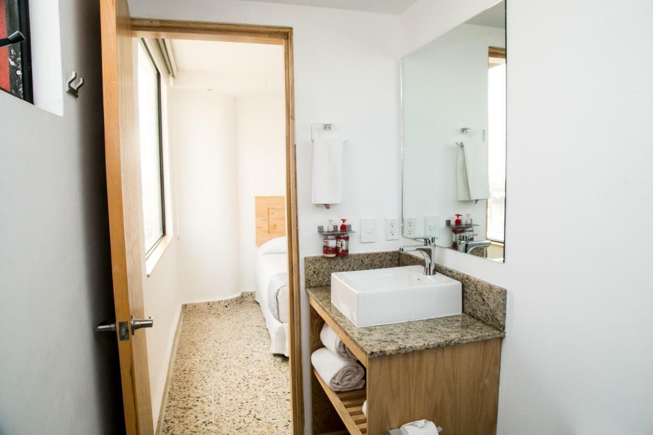 Booking 500 Monterrey Luaran gambar